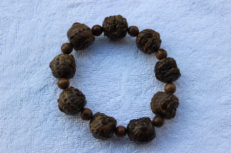 Tượng Gỗ Hoàng Dương, Gỗ Trầm. Vòng hạt đeo tay Gỗ Quý. Bộ Xông Trầm Gỗ Hương - 24