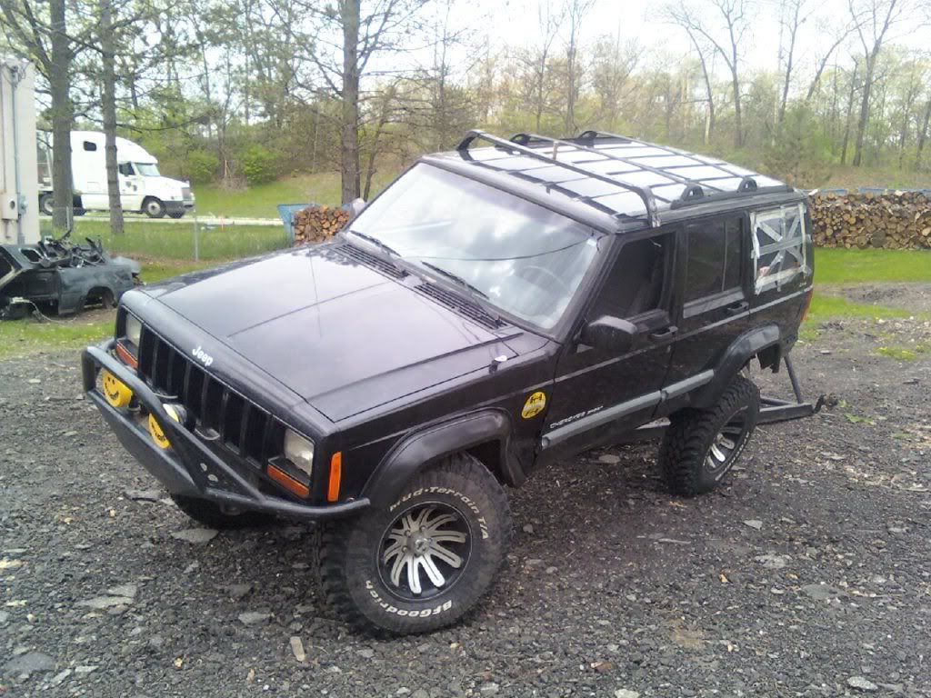 SOLD !!! rustys xj flex fender flares. complete set Great Lakes 4x4